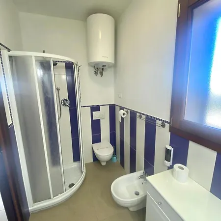 Castelsardo,lu Bagnu * קאסטלסארדו